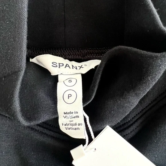 SPANX Brushed AE Bolero - Very Black - Women’s Small NWT - Picture 9 of 10